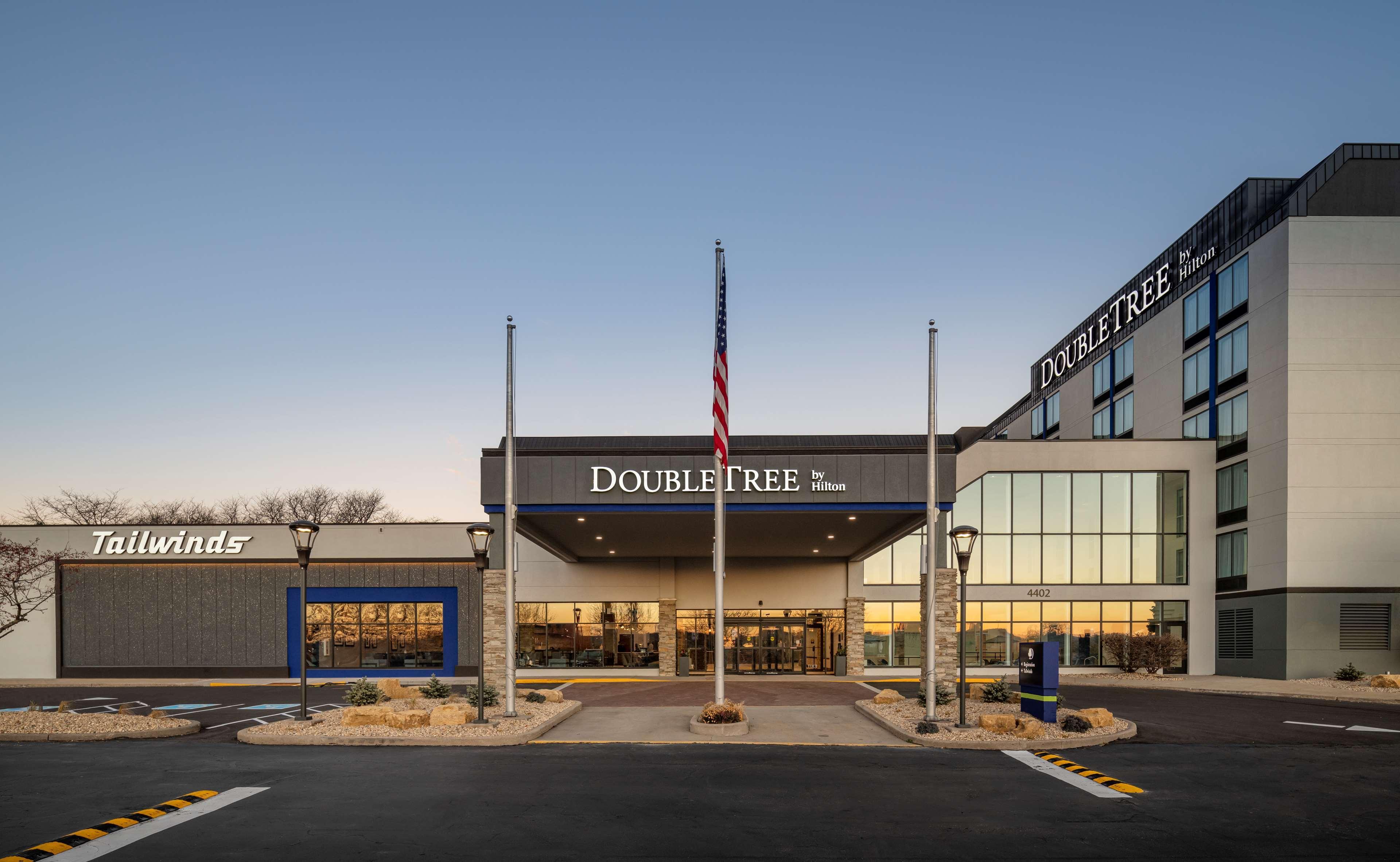 Doubletree By Hilton Madison East Hotel Kültér fotó