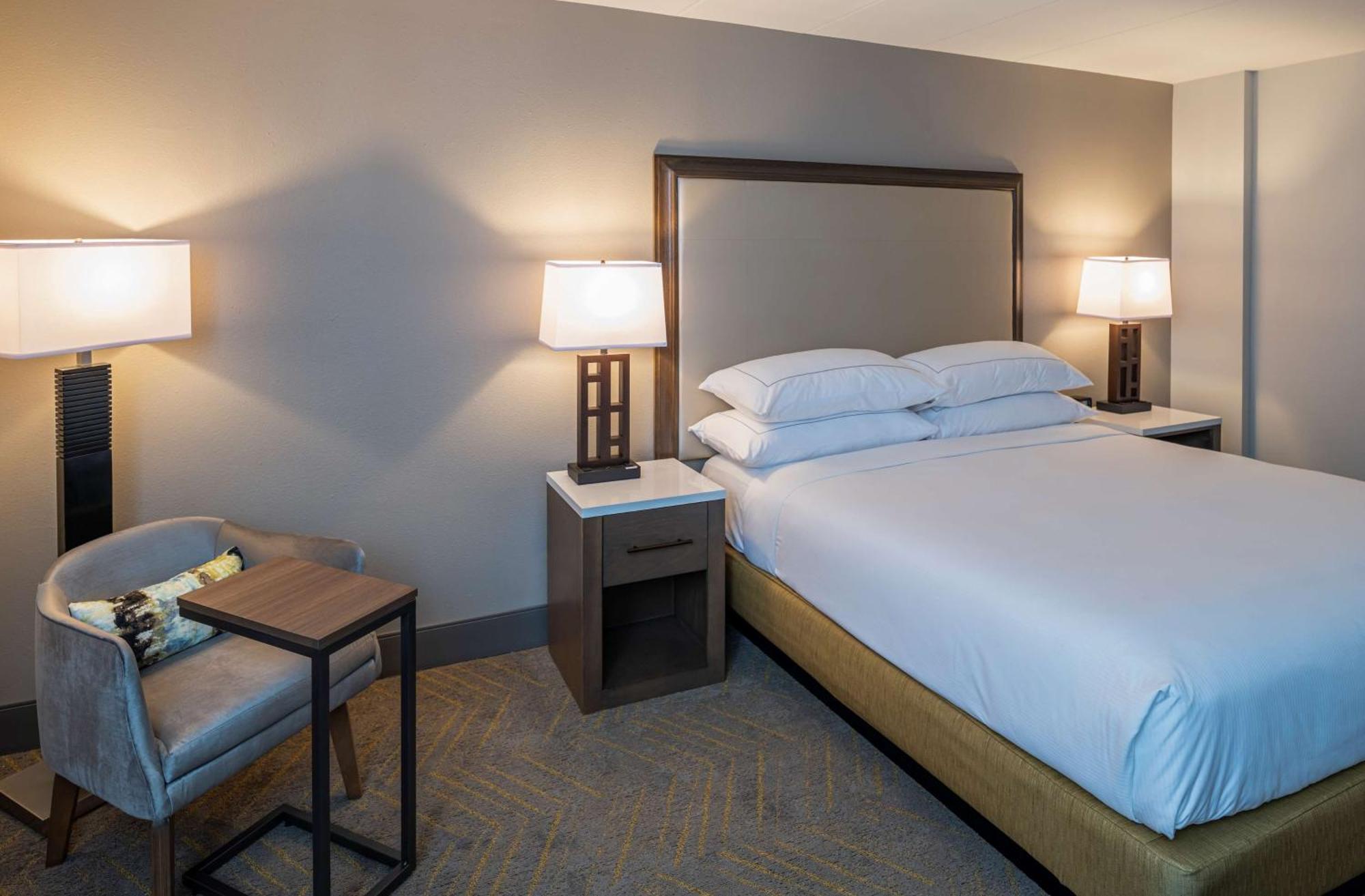 Doubletree By Hilton Madison East Hotel Kültér fotó