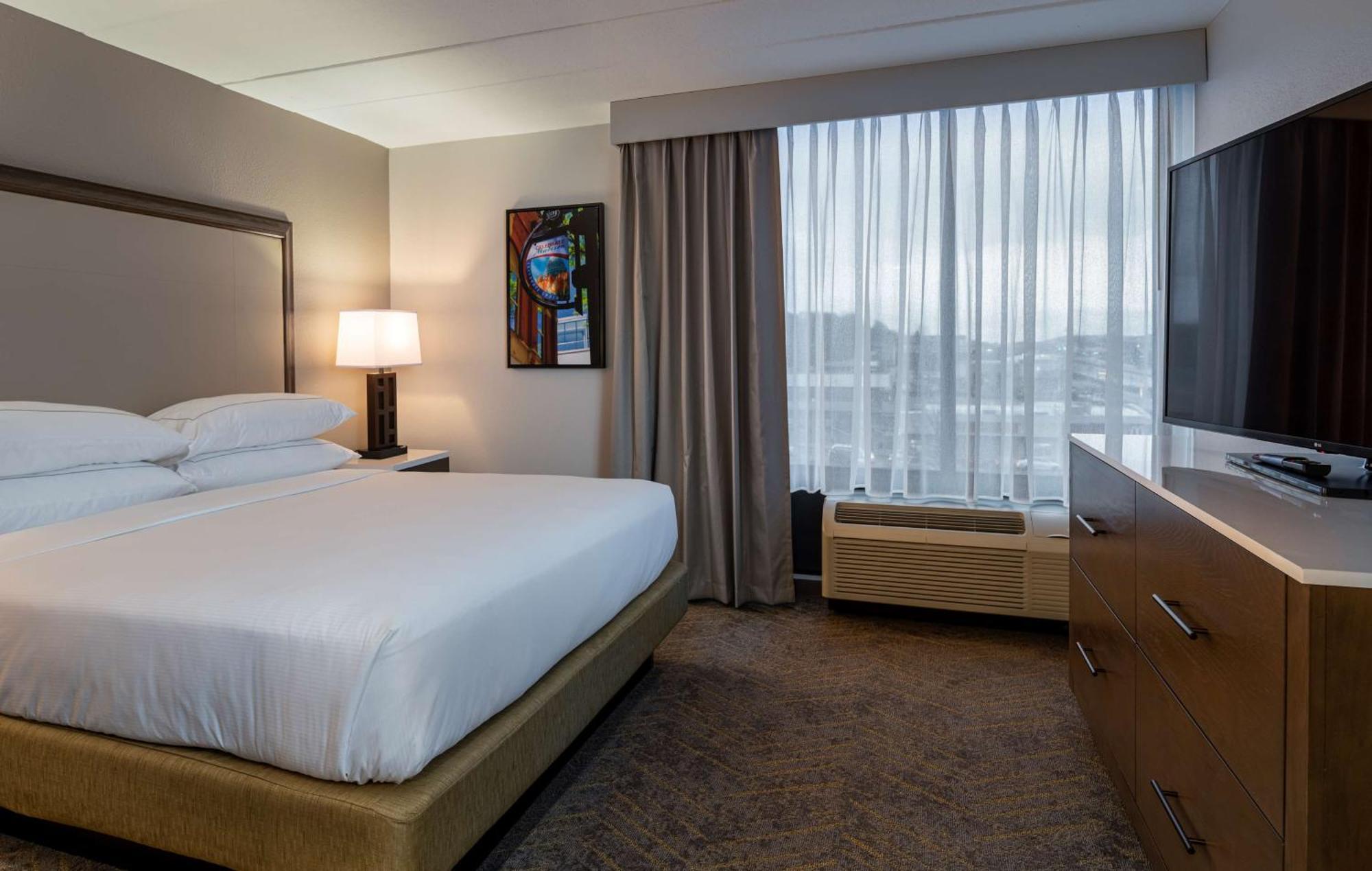 Doubletree By Hilton Madison East Hotel Kültér fotó