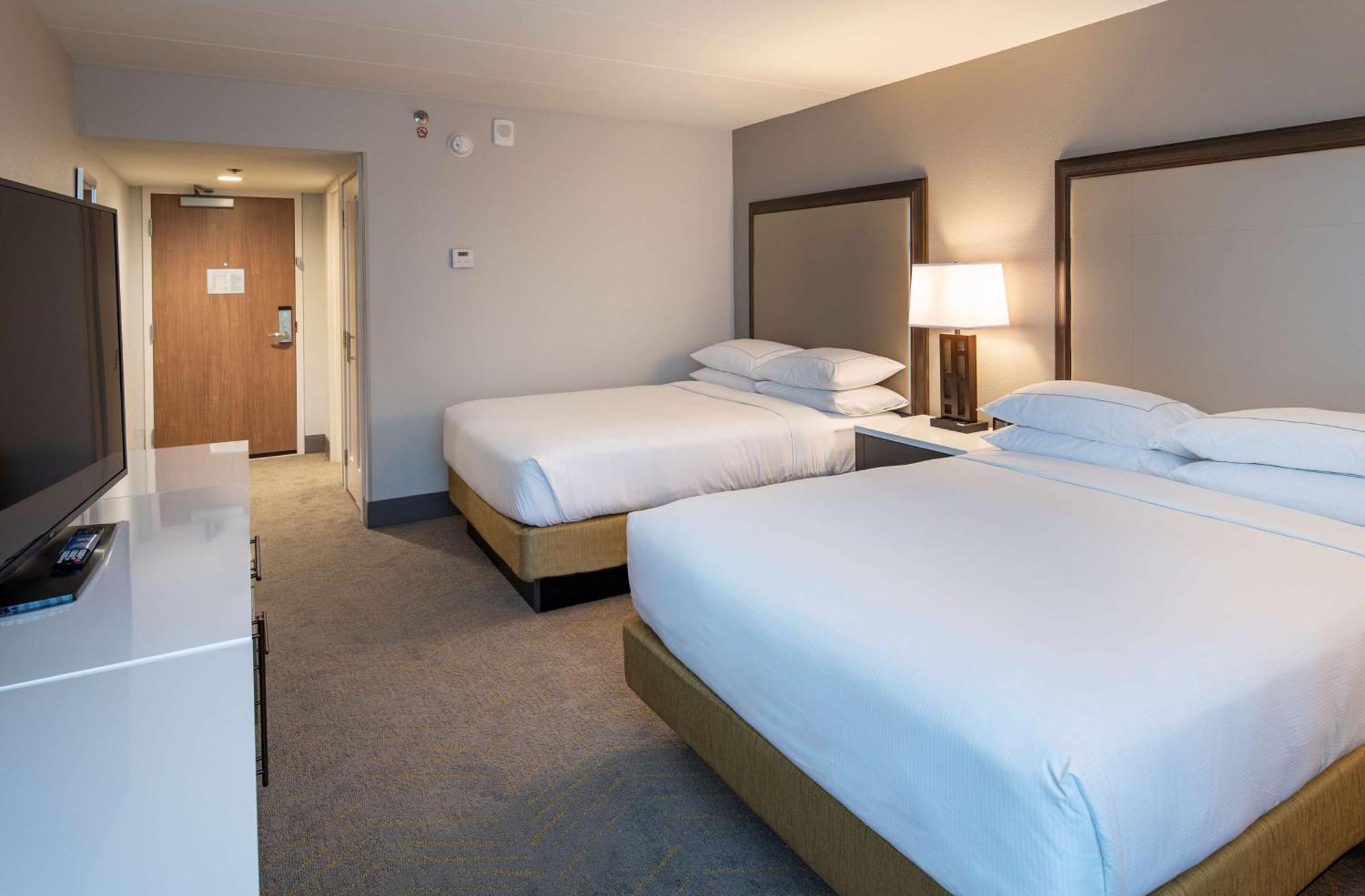 Doubletree By Hilton Madison East Hotel Kültér fotó