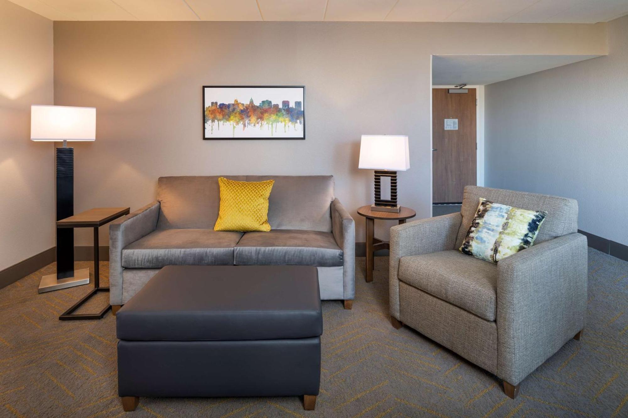 Doubletree By Hilton Madison East Hotel Kültér fotó