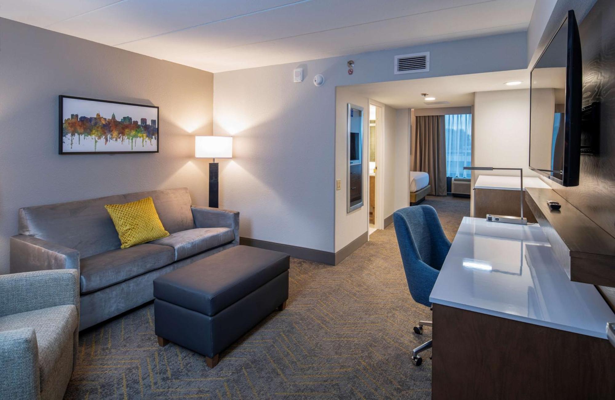 Doubletree By Hilton Madison East Hotel Kültér fotó