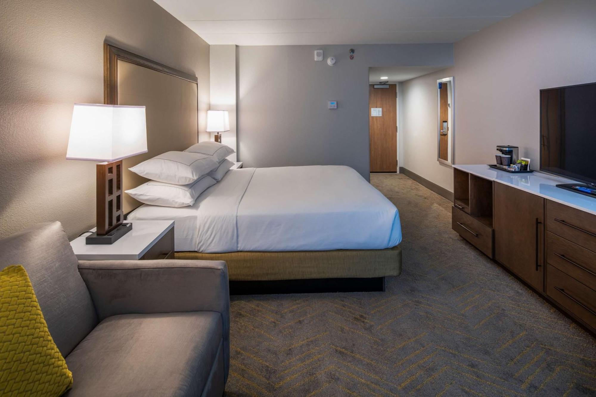 Doubletree By Hilton Madison East Hotel Kültér fotó