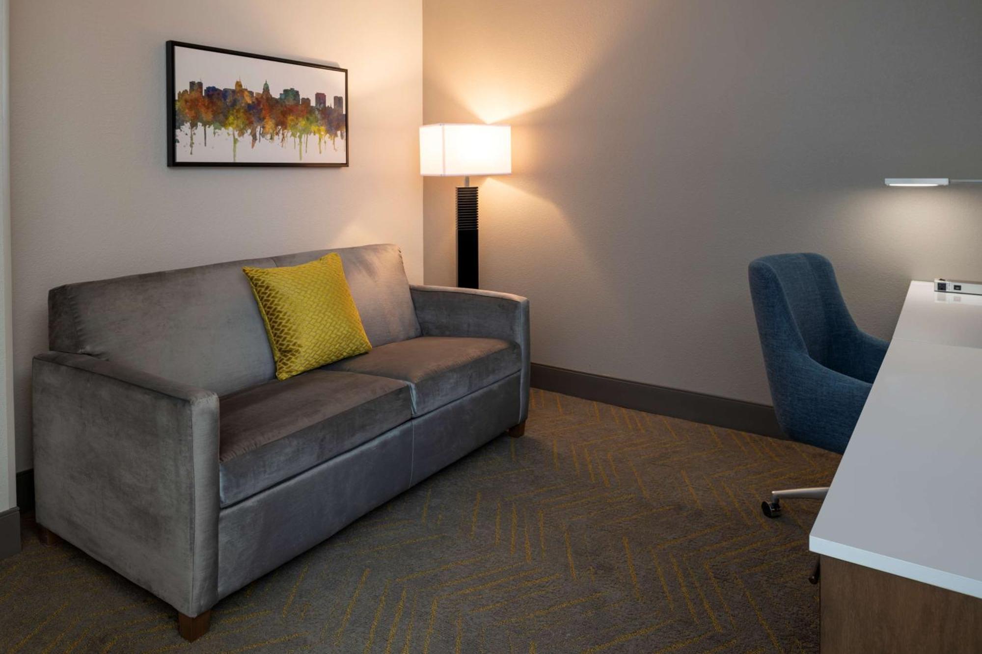 Doubletree By Hilton Madison East Hotel Kültér fotó